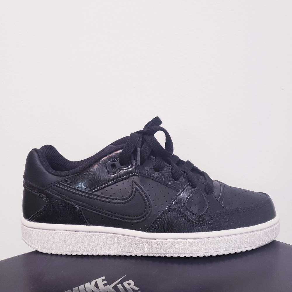 NIKE 'Sons of Force' sneaker